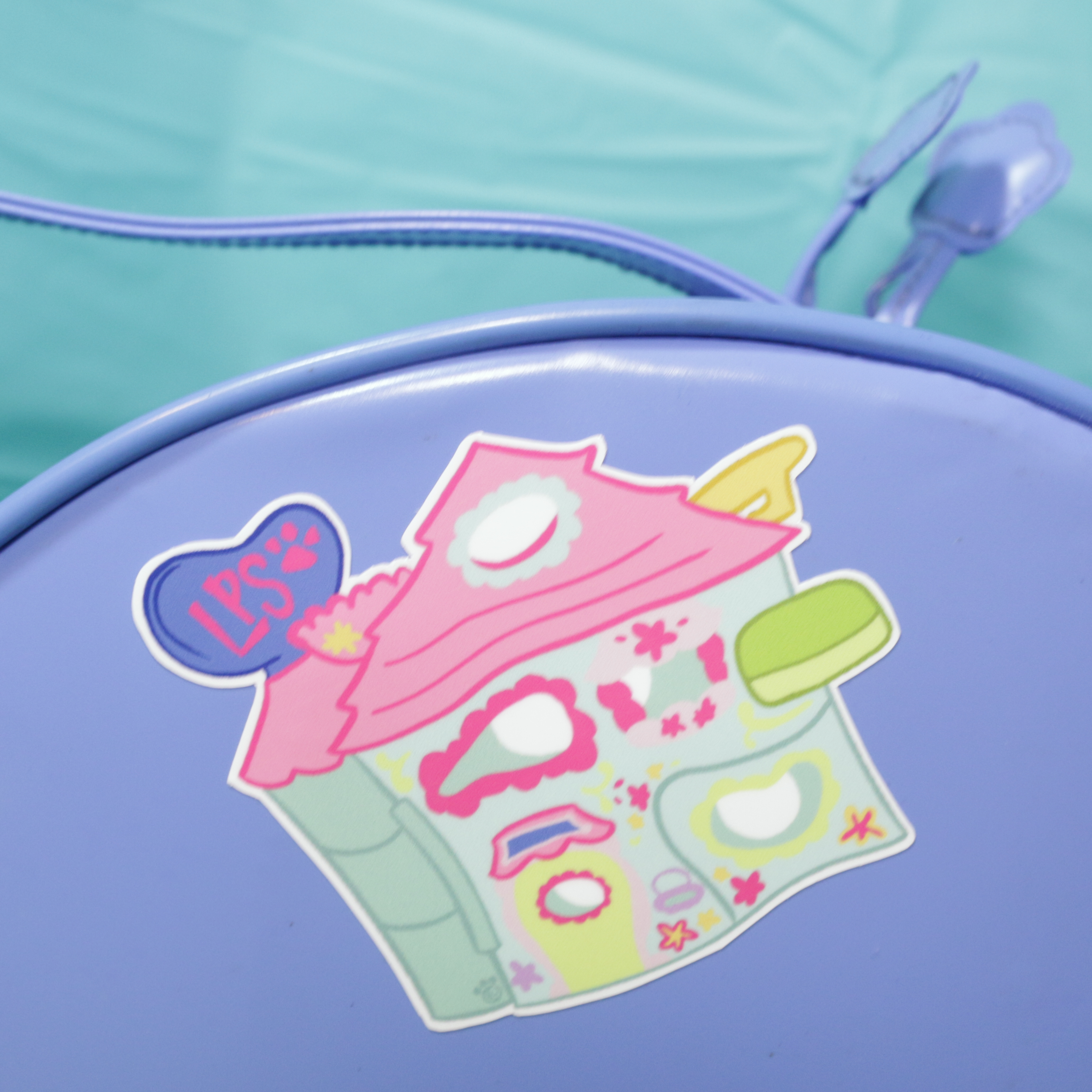 LPS Building Sticker - 'Biggest Littlest Pet Shop'